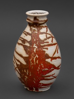 Keresztben csurgatott rozsdafoltos váza